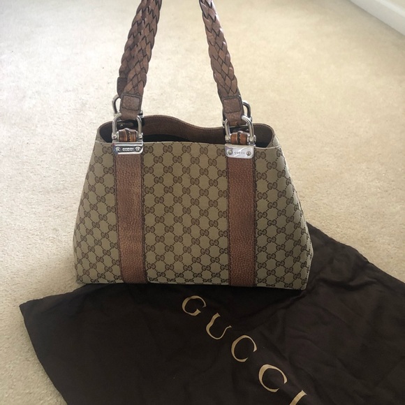 Gucci Shoulder Bag - Picture 2 of 5